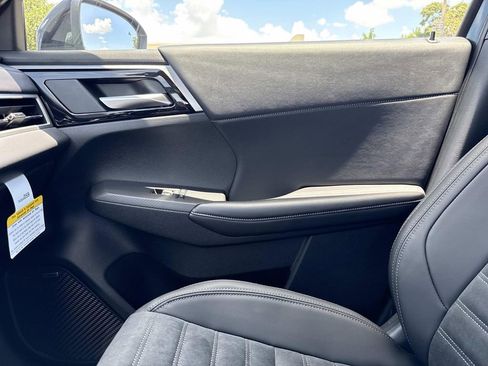 New 2026 Mitsubishi Outlander LE FWD image 26