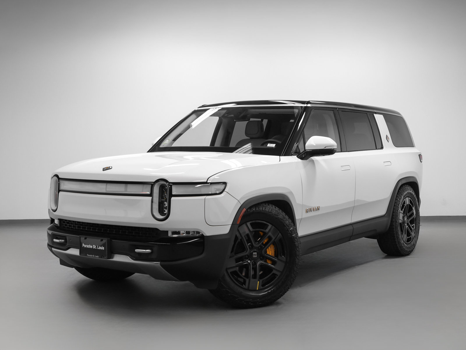 Used 2023 Rivian R1S Adventure Quad AWD/4WD image 1