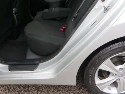 Used 2016 Hyundai Elantra Value Edition image 13