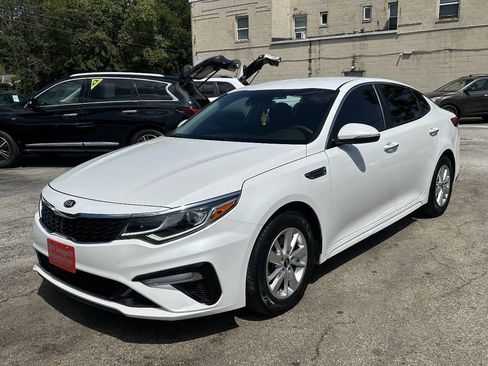 Used 2019 Kia Optima LX FWD image 2