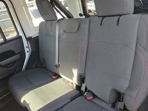 Certified 2024 Jeep Wrangler Rubicon image 23