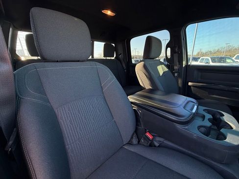 Used 2022 RAM 3500 Tradesman image 29