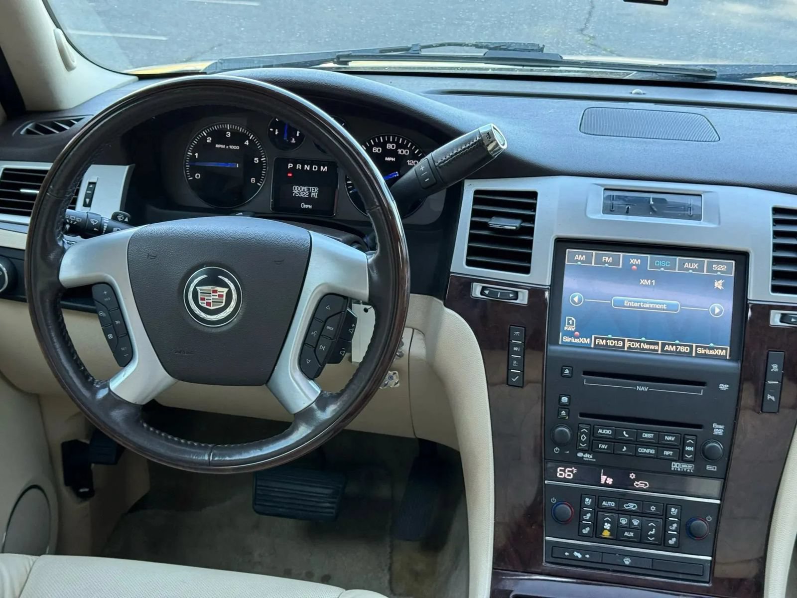 Used 2008 Cadillac Escalade AWD image 23