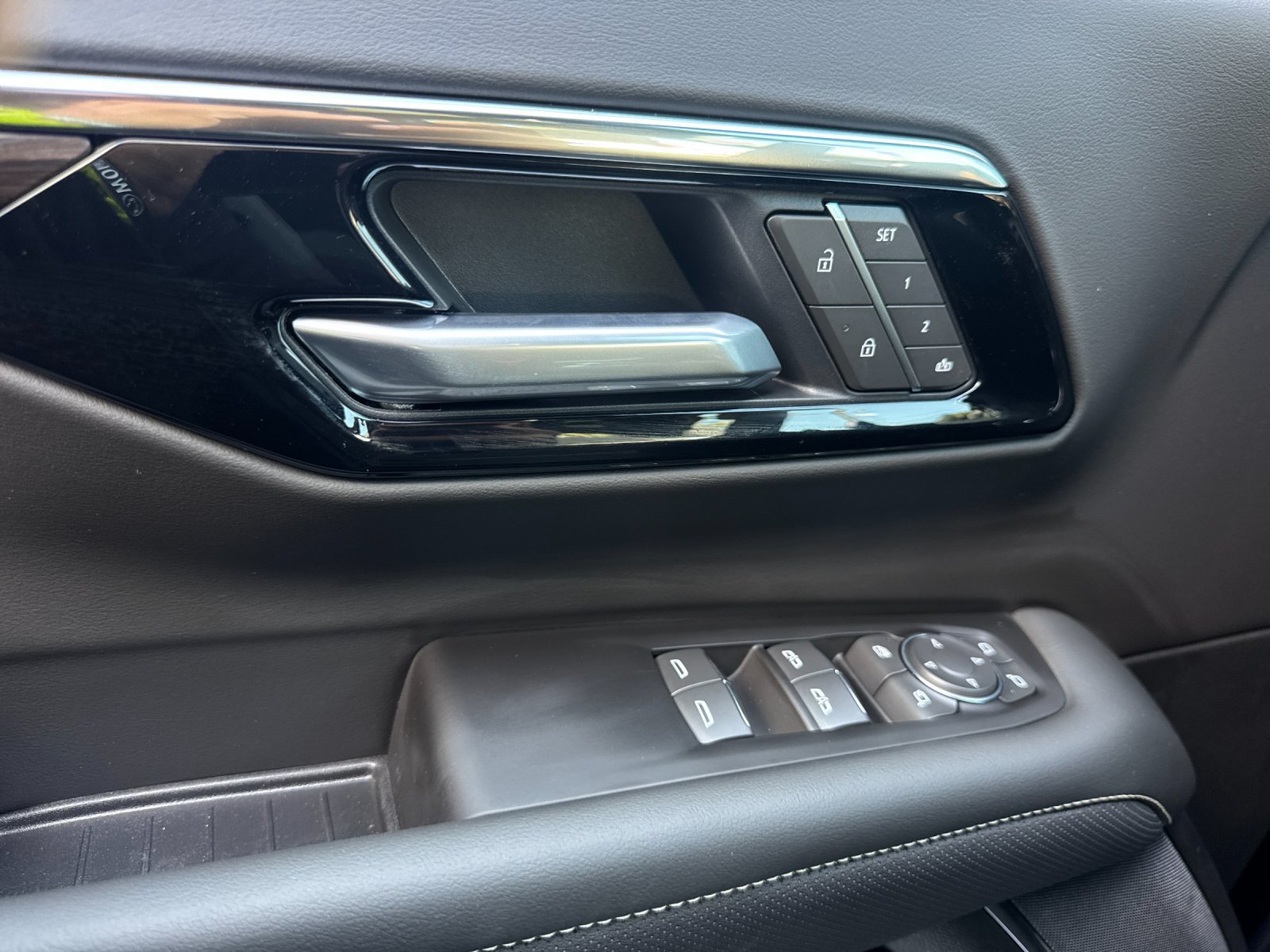 New 2026 Chevrolet Suburban Premier RWD image 11