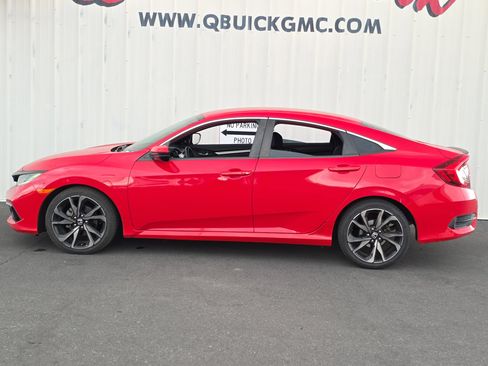 Used 2019 Honda Civic Sport image 4