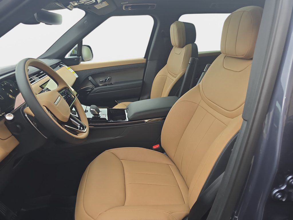New 2026 Land Rover Range Rover Sport Dynamic SE AWD/4WD image 12