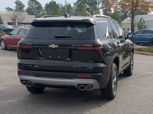 New 2026 Chevrolet Traverse LT image 6