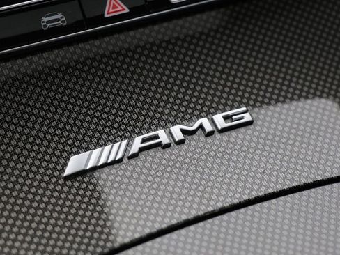 Used 2025 Mercedes-Benz GLC 43 AMG 4MATIC image 25