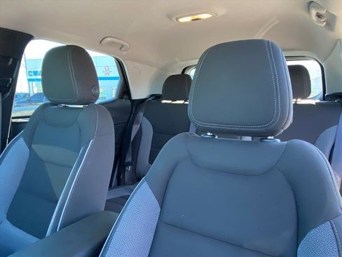 Used 2021 Chevrolet TrailBlazer LS image 19