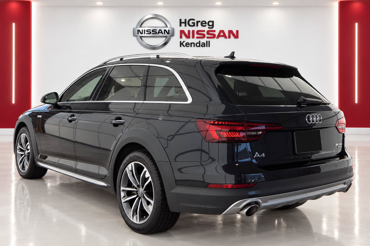 Used 2018 Audi A4 2.0T allroad Premium Plus AWD/4WD image 2