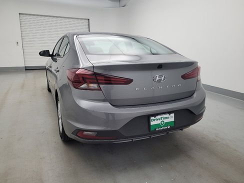 Used 2020 Hyundai Elantra SE FWD image 6