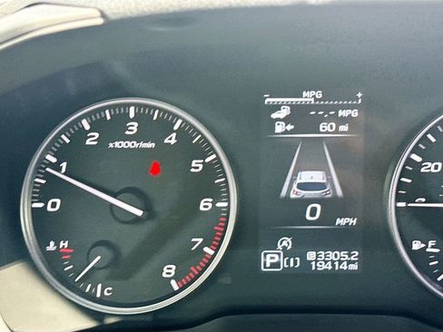 Used 2024 Subaru Crosstrek 2.0i Premium AWD/4WD image 15