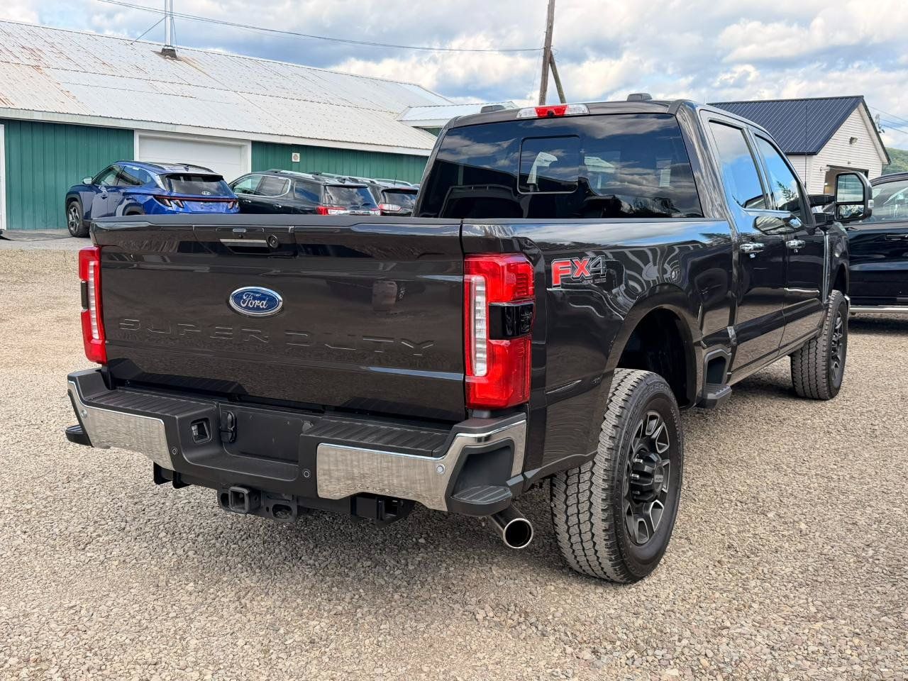 Used 2024 Ford F250 Lariat w/ Lariat Ultimate Package AWD/4WD image 2