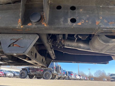 Used 2018 Chevrolet Silverado 2500 High Country image 16