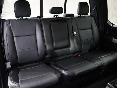 Used 2017 Ford F350 Lariat w/ Chrome Package image 34