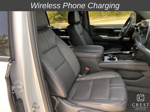 Used 2025 Chevrolet Tahoe RST w/ Comfort Package AWD/4WD image 24