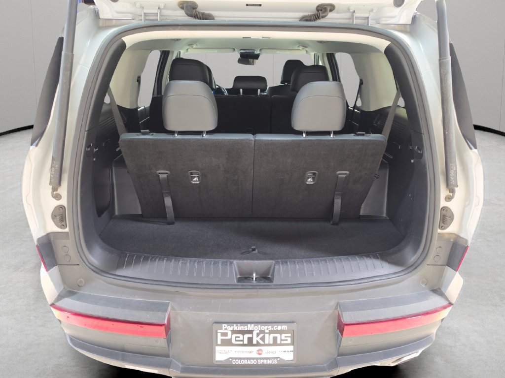 Used 2025 Hyundai Santa Fe SEL AWD/4WD image 11