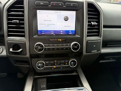 Used 2020 Ford Expedition Max XLT w/ Equipment Group 201A image 15