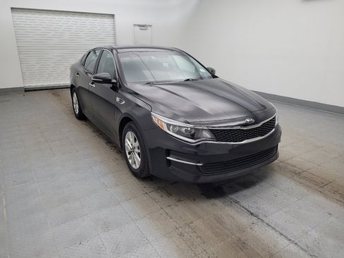 Used 2018 Kia Optima LX FWD image 13