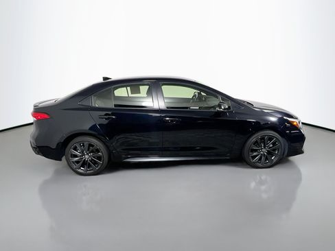 Used 2024 Toyota Corolla SE FWD image 3