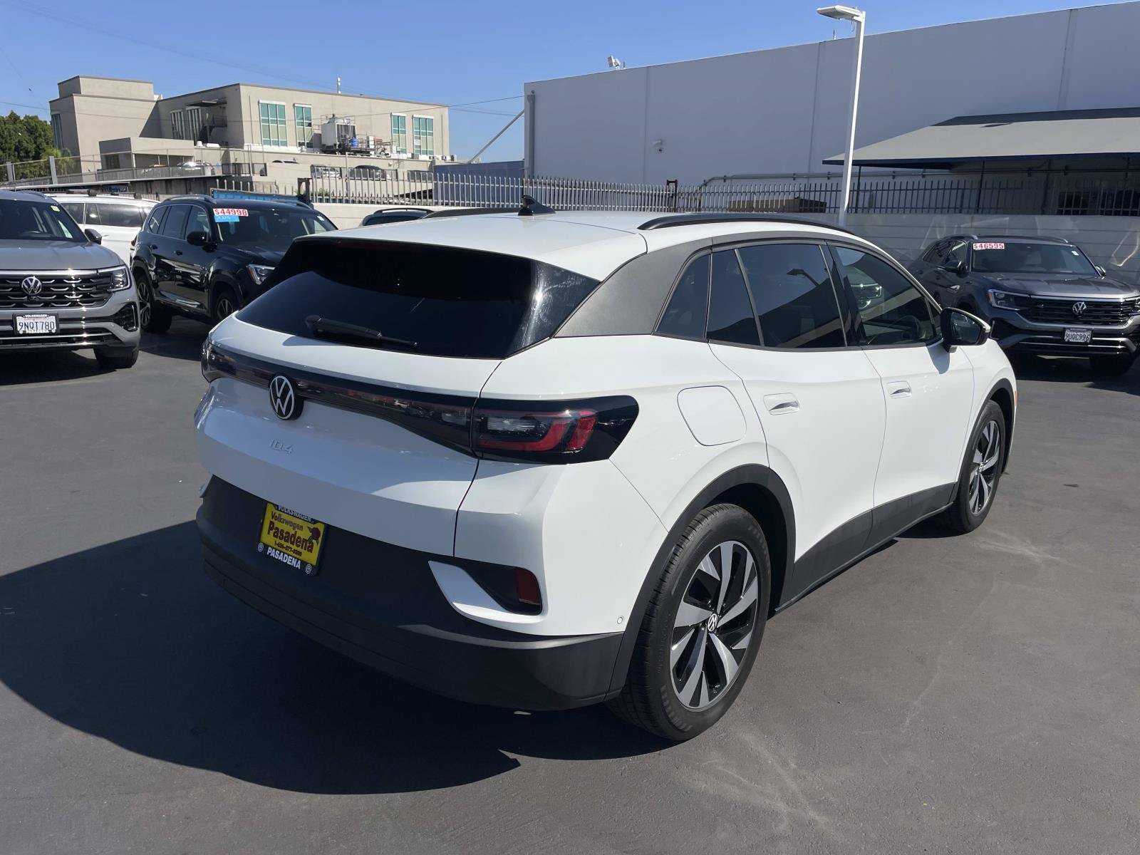 Certified 2024 Volkswagen ID.4 2WD image 4