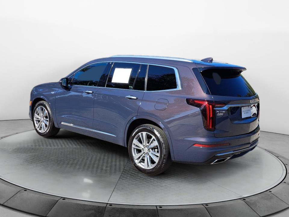 Used 2025 Cadillac XT6 Premium Luxury FWD image 5