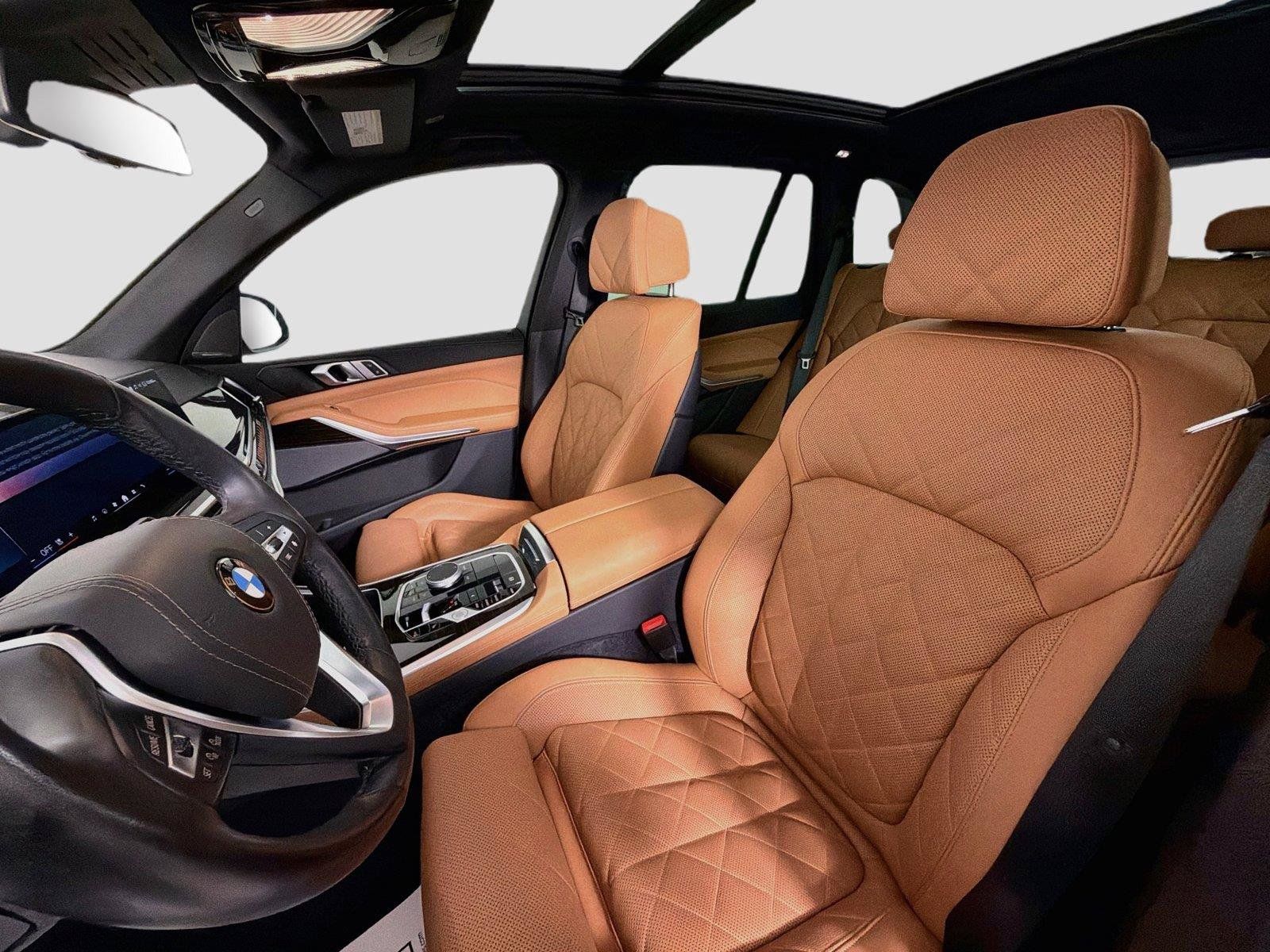 Used 2025 BMW X5 sDrive40i w/ Climate Comfort Package RWD image 22