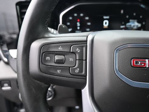 Used 2025 GMC Sierra 1500 Elevation image 19