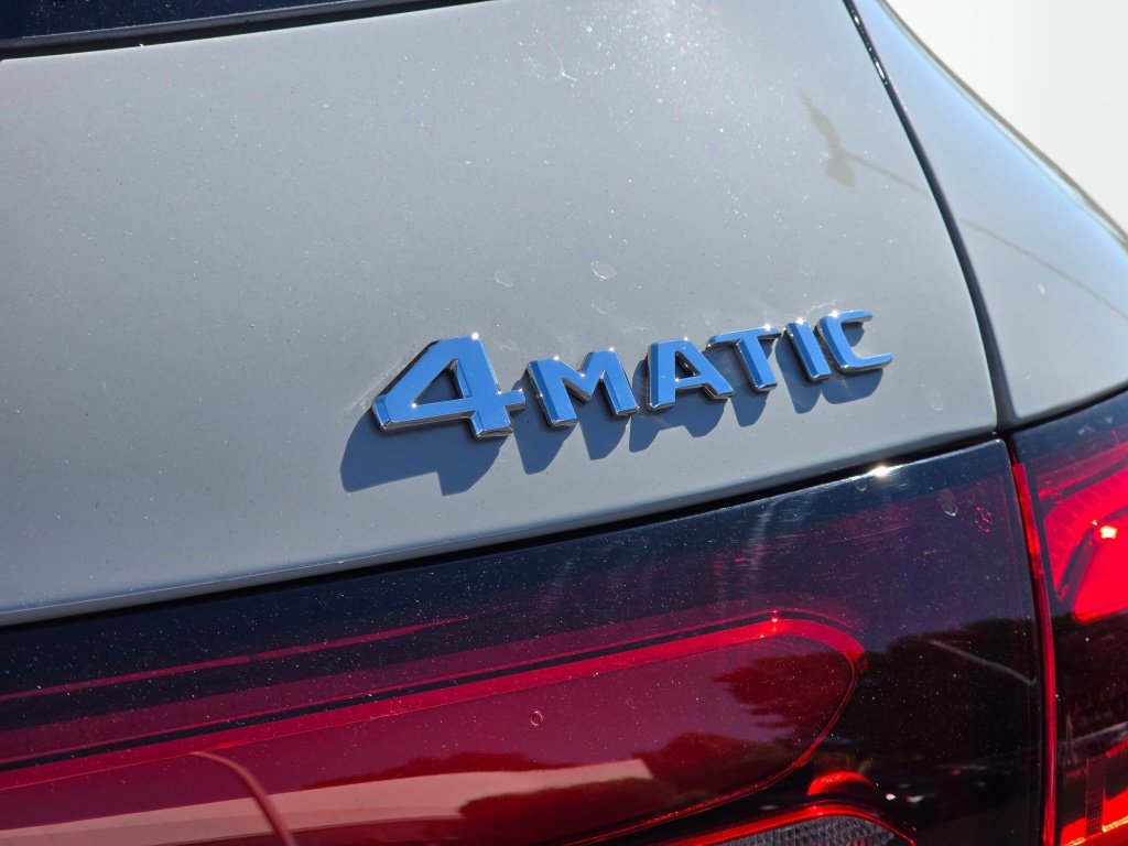 New 2027 Mercedes-Benz GLC 300 4MATIC image 29