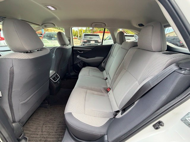 Used 2024 Subaru Outback Premium AWD/4WD image 15