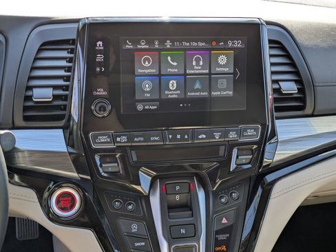 Certified 2023 Honda Odyssey Elite image 9