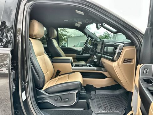 Used 2024 Ford F250 Lariat w/ Lariat Ultimate Package AWD/4WD image 27