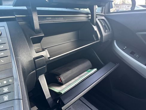 Used 2013 Toyota Prius Four image 16