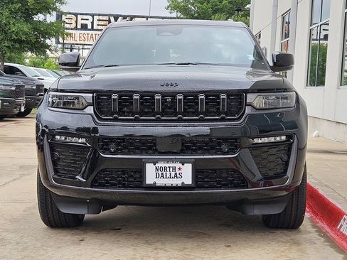 New 2026 Jeep Grand Cherokee L Limited AWD/4WD image 5