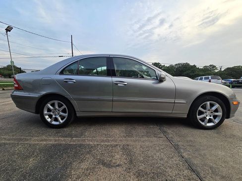 Used 2007 Mercedes-Benz C 280 Sedan image 14