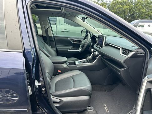 Used 2023 Toyota RAV4 XLE Premium AWD/4WD image 38