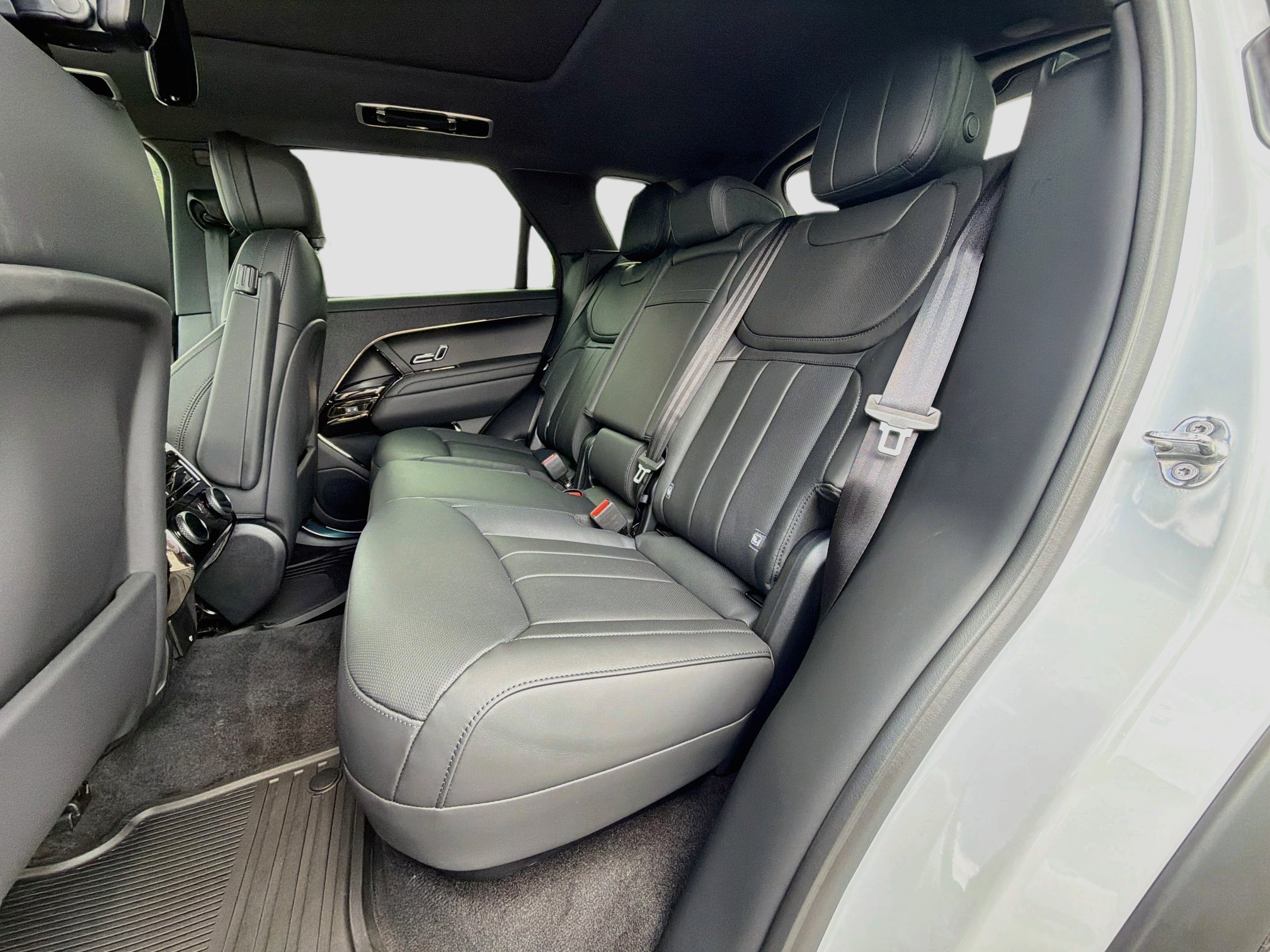 New 2027 Land Rover Range Rover Sport Dynamic SE AWD/4WD image 20