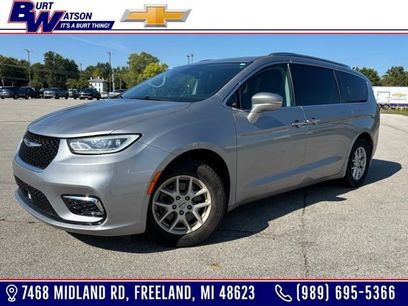 Used 2021 Chrysler Pacifica Touring-L