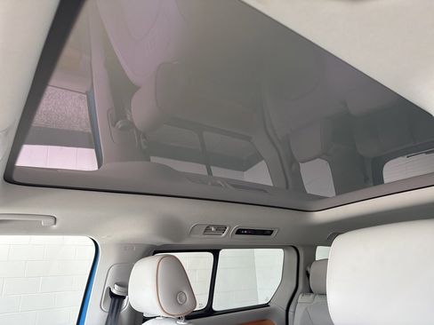 New 2025 Volkswagen ID. Buzz Pro S Plus image 30