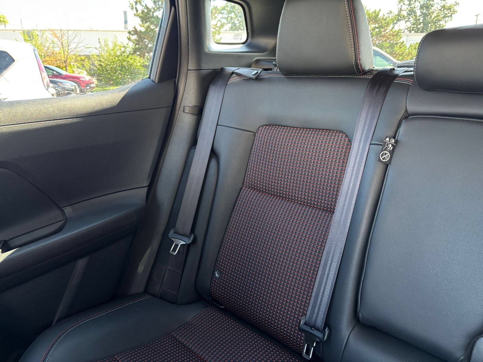 Used 2026 Nissan Kicks SR AWD/4WD image 37