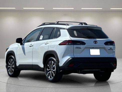 New 2026 Toyota Corolla Cross AWD Hybrid w/ Moonroof Package image 5