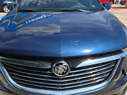 Used 2024 Buick Enclave Premium AWD/4WD image 10