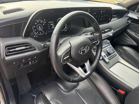 Used 2022 Hyundai Palisade Calligraphy image 16