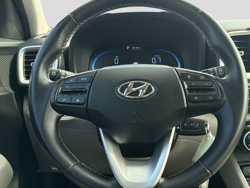 Certified 2023 Hyundai Venue SEL w/ Cargo Package FWD image 15