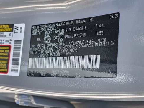 Used 2024 Toyota Highlander XLE image 36