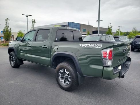 Used 2021 Toyota Tacoma TRD Off-Road w/ Technology Package AWD/4WD image 6