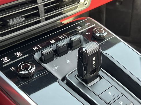 Certified 2022 Porsche 911 Turbo S image 24