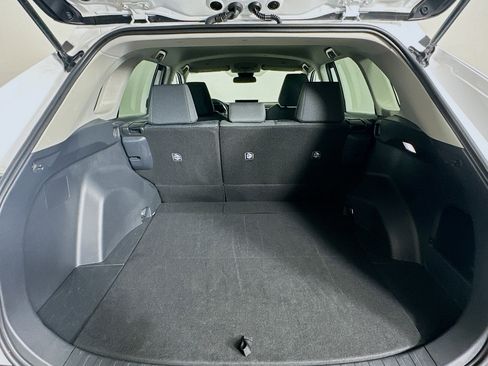 Used 2025 Toyota RAV4 LE image 28