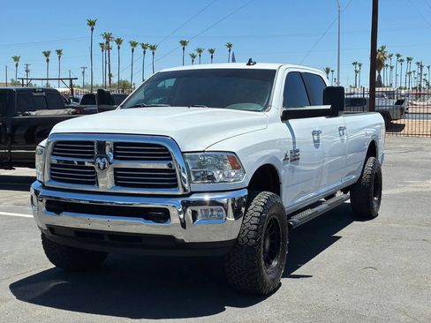 Used 2018 RAM 2500 Big Horn AWD/4WD image 2