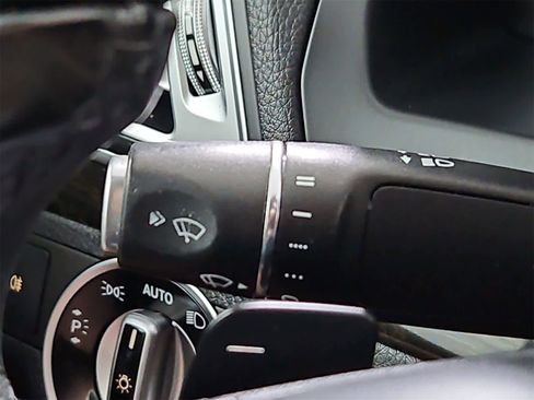 Used 2014 Mercedes-Benz E 350 Cabriolet image 26